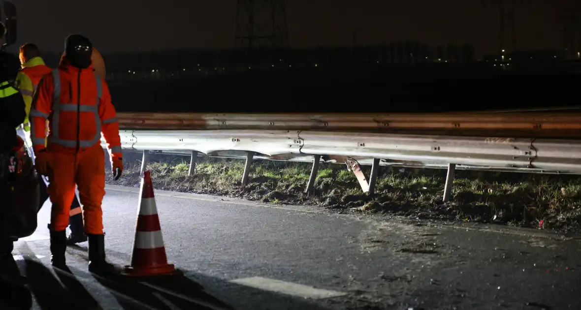 Bestuurder gewond na eenzijdig ongeval - Foto 8