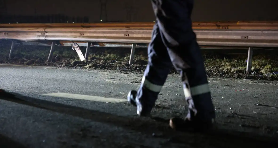 Bestuurder gewond na eenzijdig ongeval - Foto 9