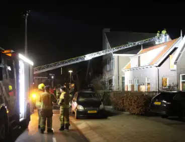 Schoorsteenbrand in woning trekt veel bekijks