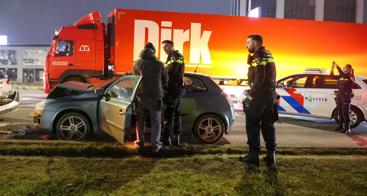 Kettingbotsing onder invloed leidt tot aanhouding - Foto 15