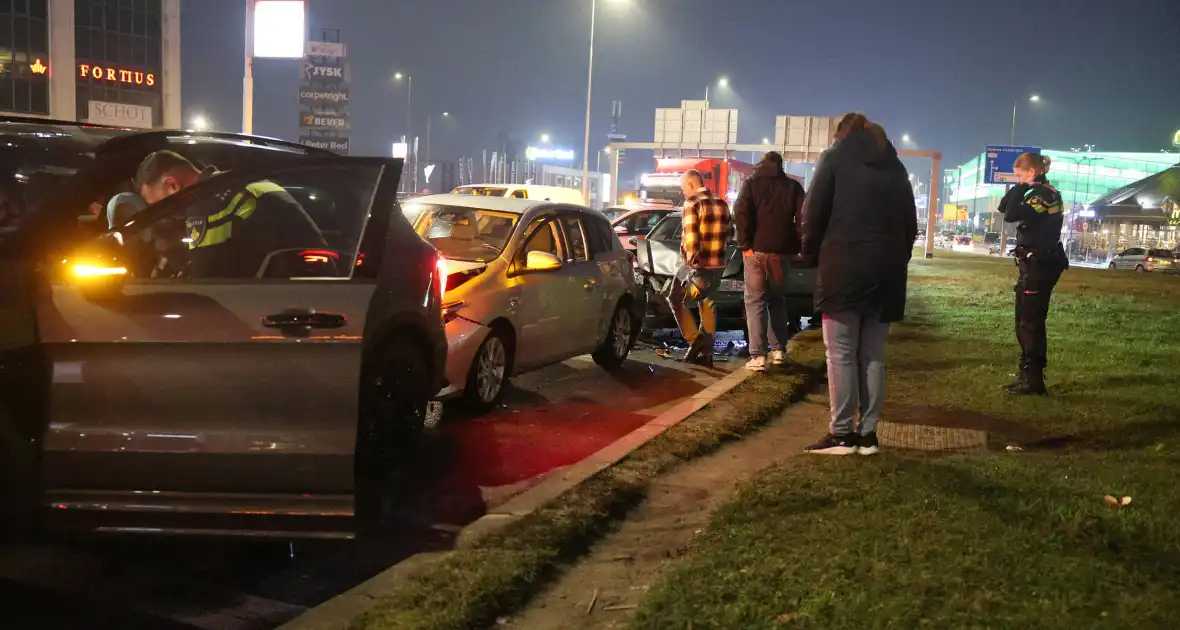 Kettingbotsing onder invloed leidt tot aanhouding - Foto 23