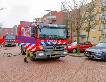 Woningbrand leidt tot rookinhalatie