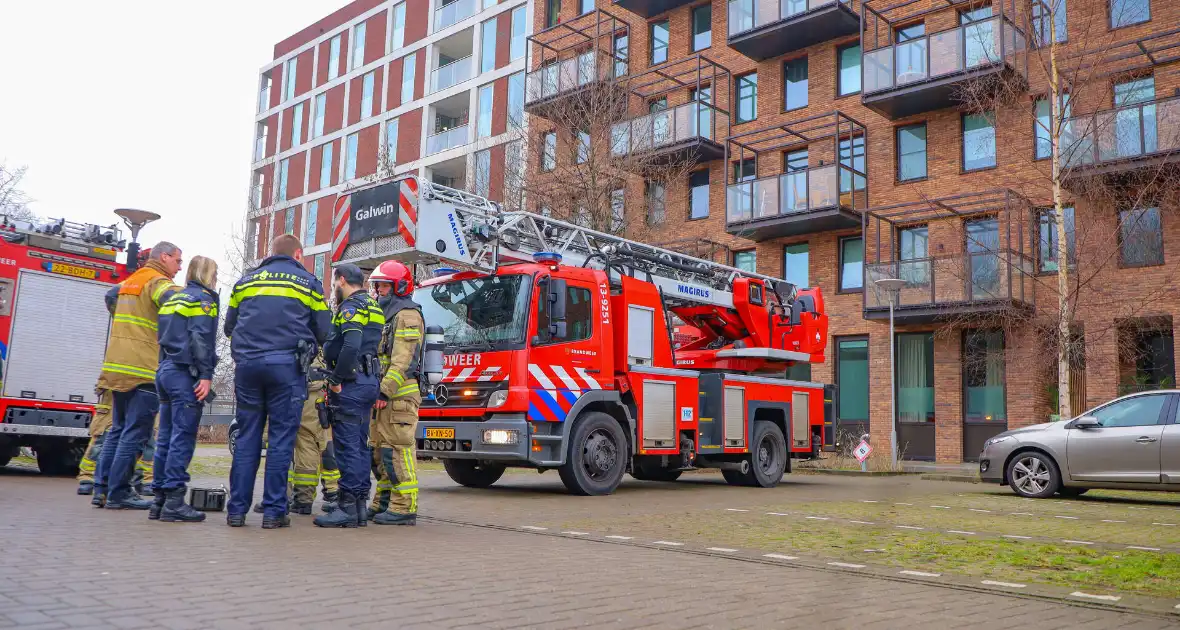 Brandweer inzet door pan met kruiden - Foto 3