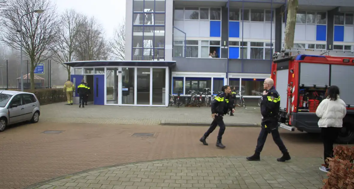 Gaslek leidt tot ontruiming van flatgebouw - Foto 10