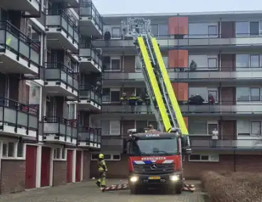 Brandweer onderzoekt melding van brandgerucht