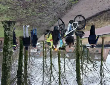 Hoofdletsel na botsing tussen fietsers