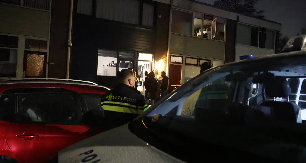 Team Parate Eenheid houdt persoon aan in woning - Foto 9