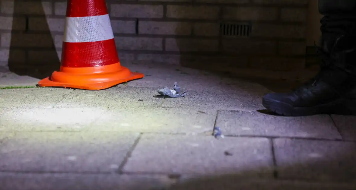 Explosie bij portiekwoning veroorzaakt aanzienlijke schade