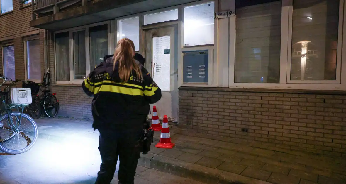 Explosie bij portiekwoning veroorzaakt aanzienlijke schade - Foto 14