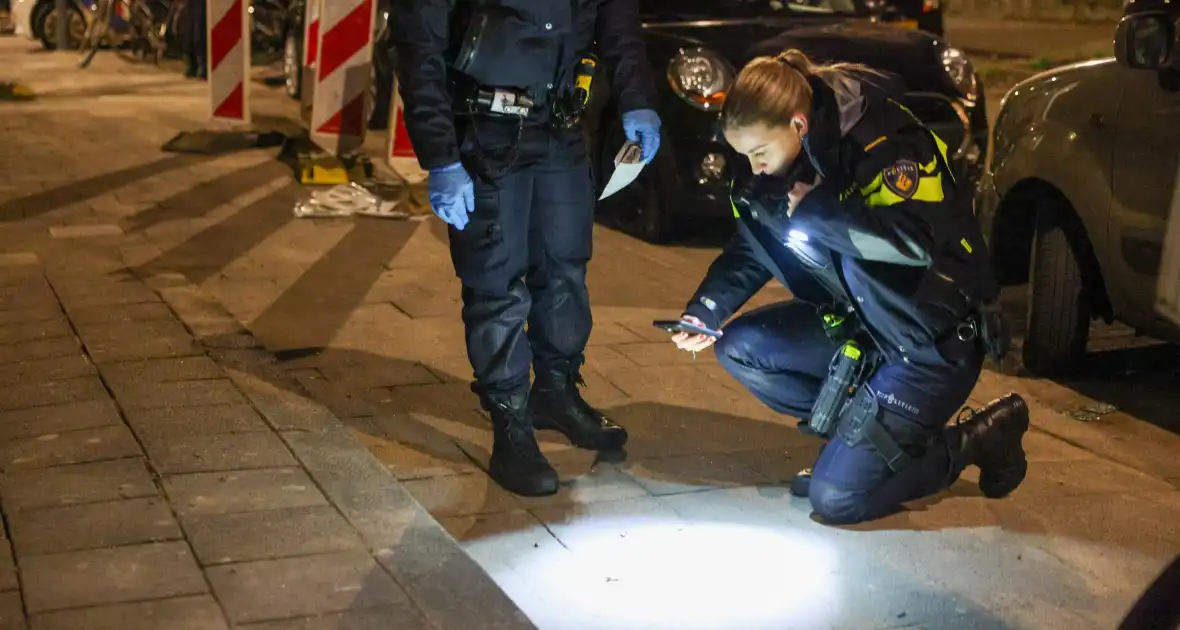 Explosie bij portiekwoning veroorzaakt aanzienlijke schade - Foto 15