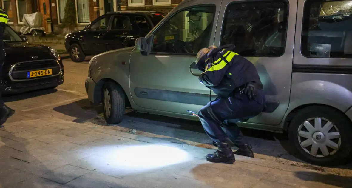 Explosie bij portiekwoning veroorzaakt aanzienlijke schade - Foto 22