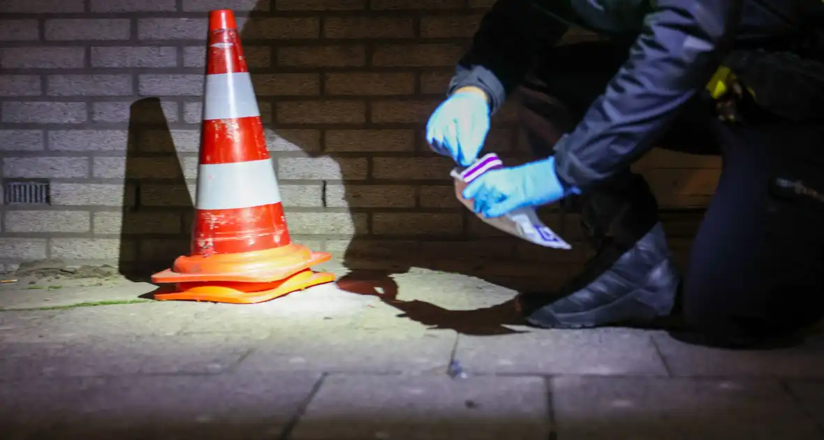 Explosie bij portiekwoning veroorzaakt aanzienlijke schade - Foto 26