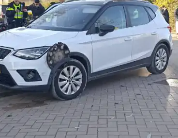 Botsing tussen twee auto's veroorzaakt letsel