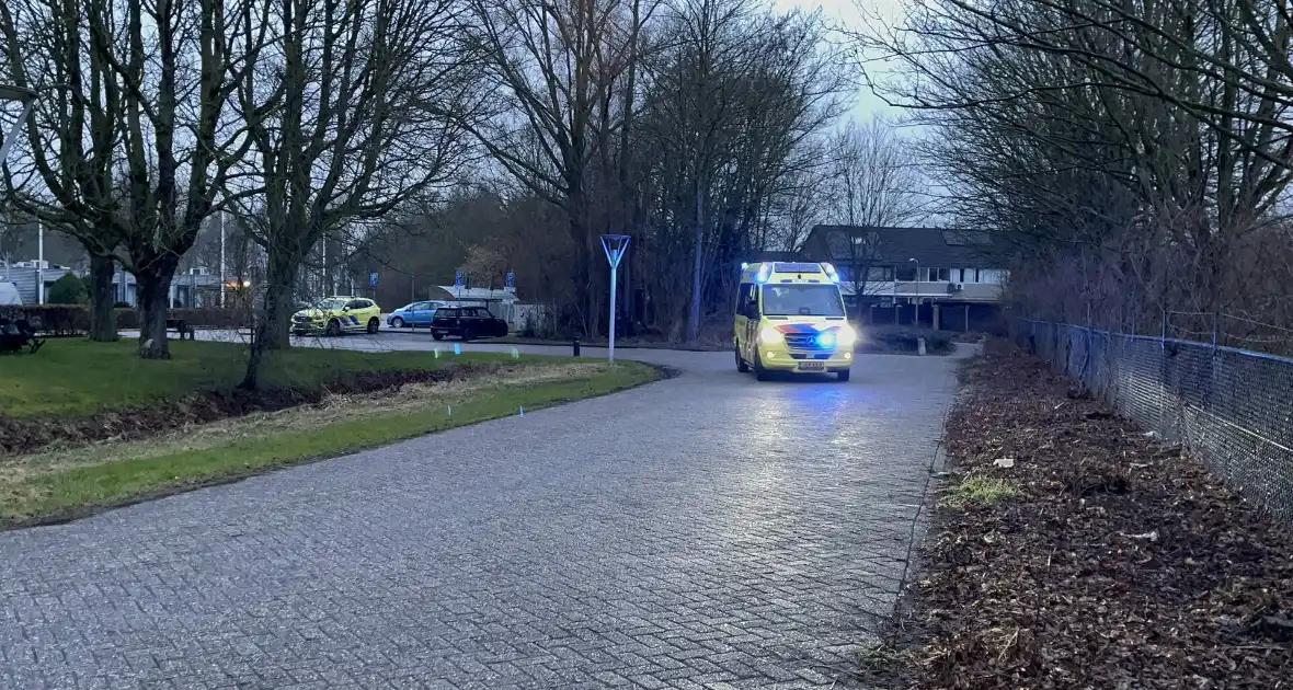 Traumahelikopter landt voor noodsituatie in ziekenhuis - Foto 9