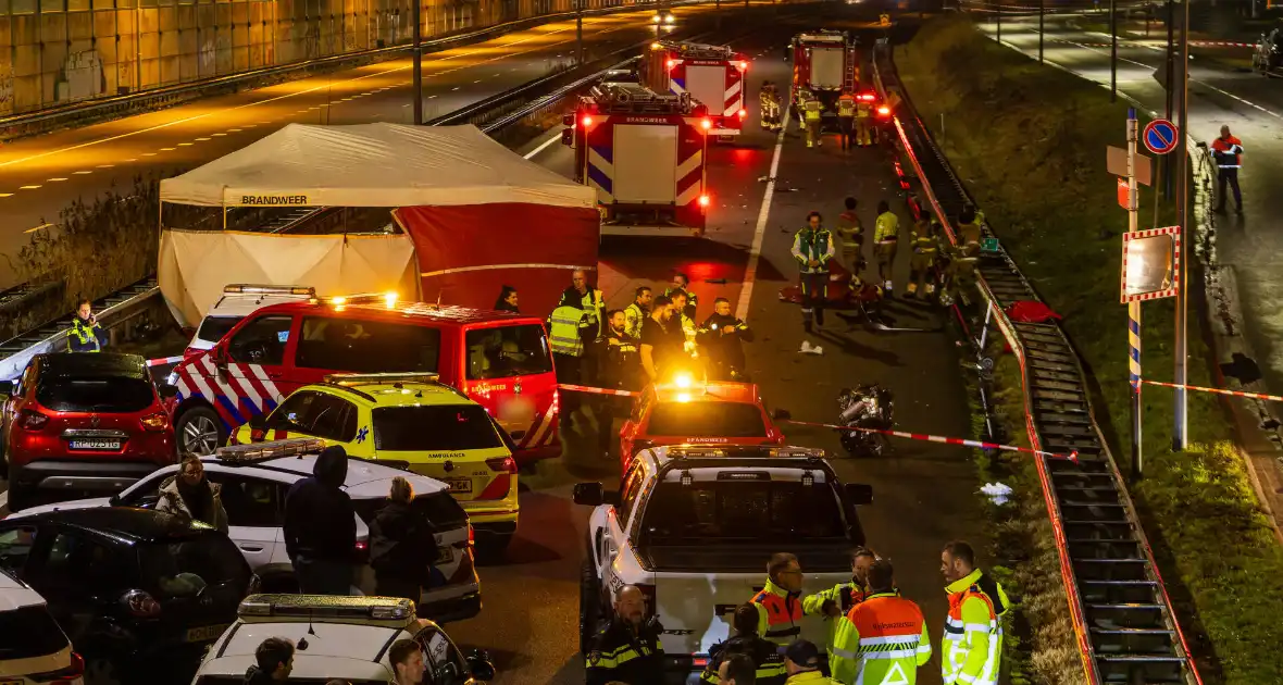 Dodelijk ongeval door spookrijden - Foto 13