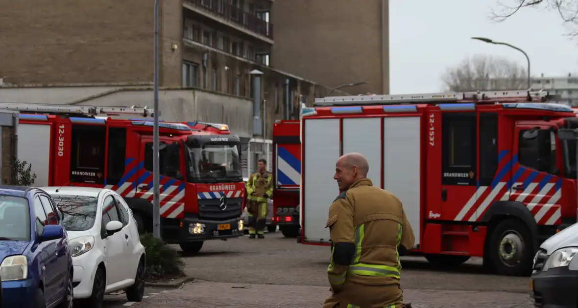 Barbecue zorgt voor brandmelding in flatwoning - Foto 6