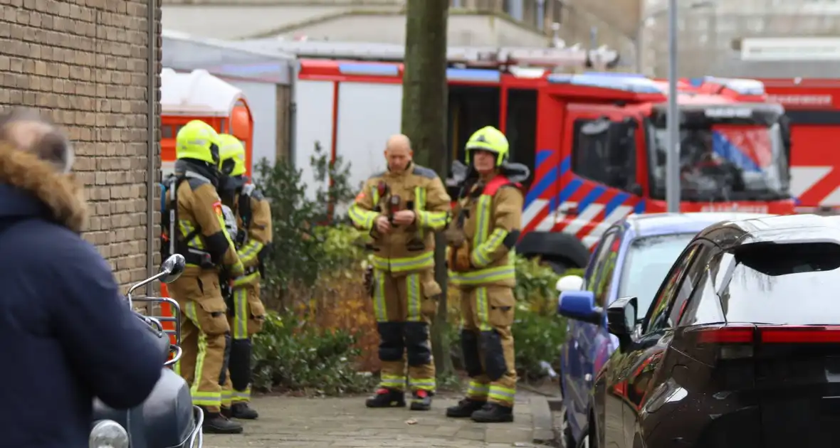 Barbecue zorgt voor brandmelding in flatwoning - Foto 7