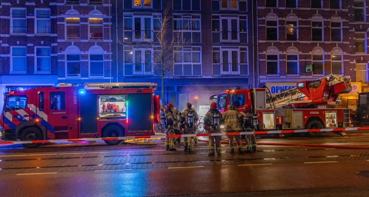 Brand in fietsenwinkel na vermoedelijke accu-ontbranding - Foto 1