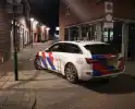 Straat afgesloten door politieagenten