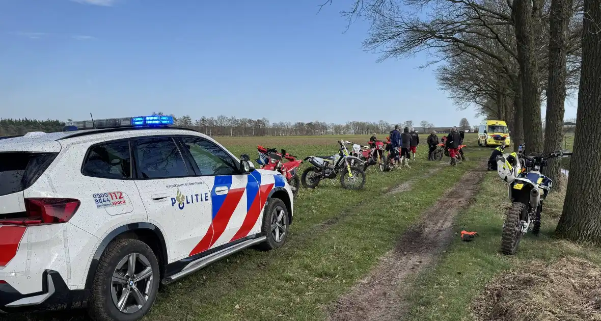 Motorrijder zwaargewond bij ongeval tijdens tour - Foto 6