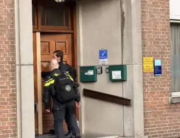 Explosie leidt tot afzetting van straat