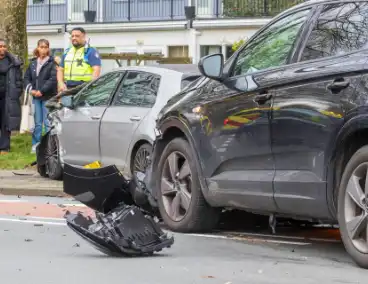Botsing tussen twee voertuigen leidt tot letsel