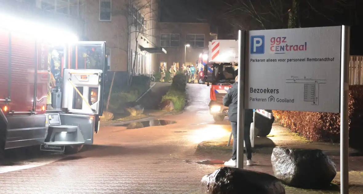 Brand in GGZ-instelling leidt tot gewonde - Foto 8