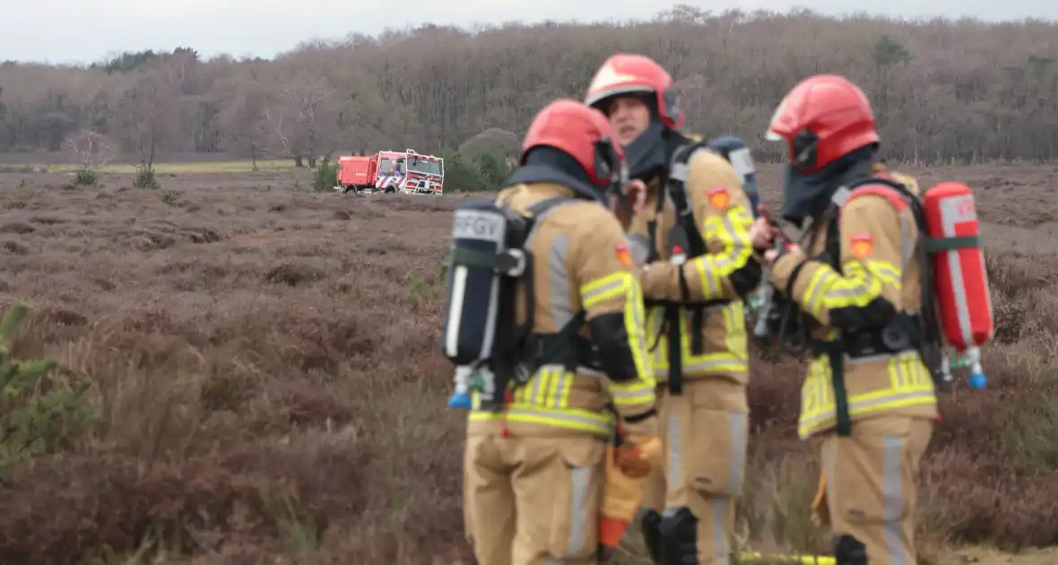 Brandweer houdt grootscheepse natuurbrand oefening - Foto 13