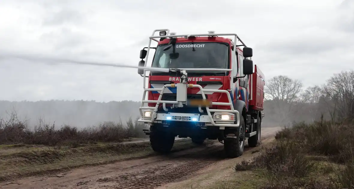 Brandweer houdt grootscheepse natuurbrand oefening - Foto 2