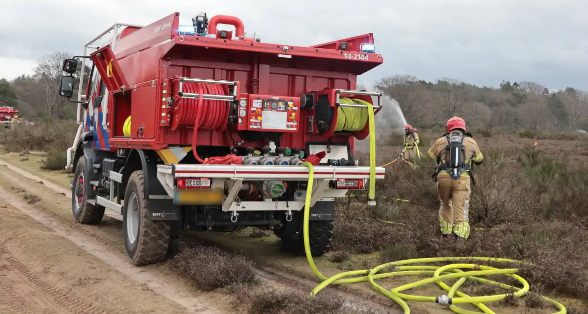 Brandweer houdt grootscheepse natuurbrand oefening - Foto 6