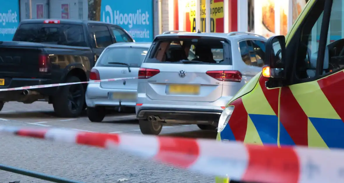 Fietser raakt zwaargewond bij aanrijding met auto - Foto 1