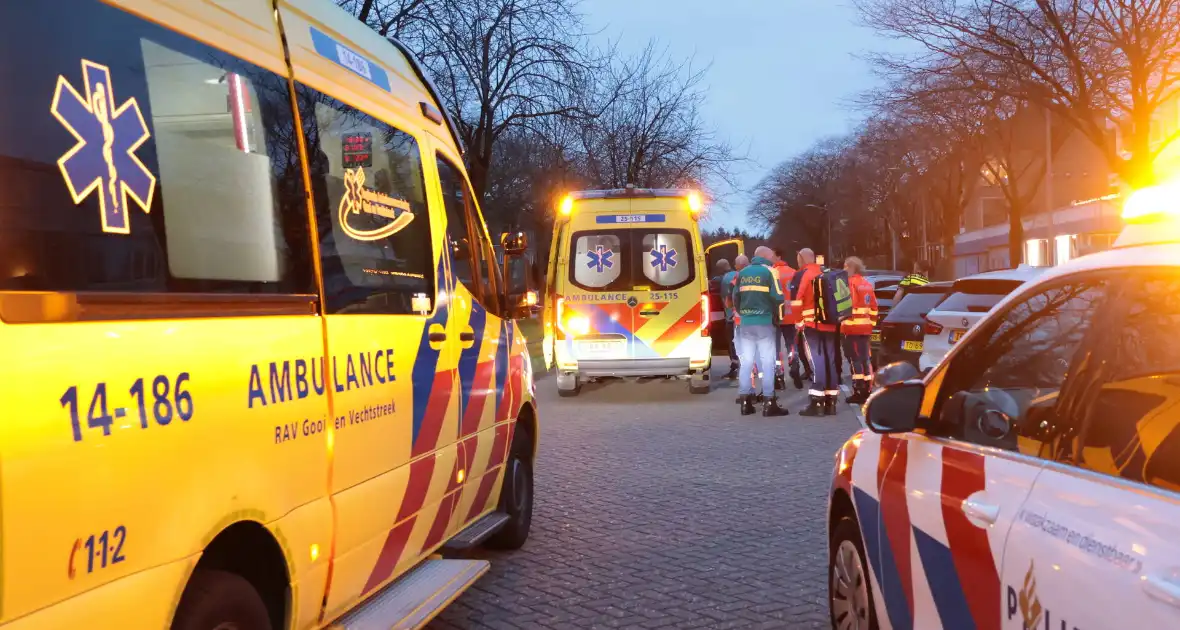 Fietser raakt zwaargewond bij aanrijding met auto - Foto 16