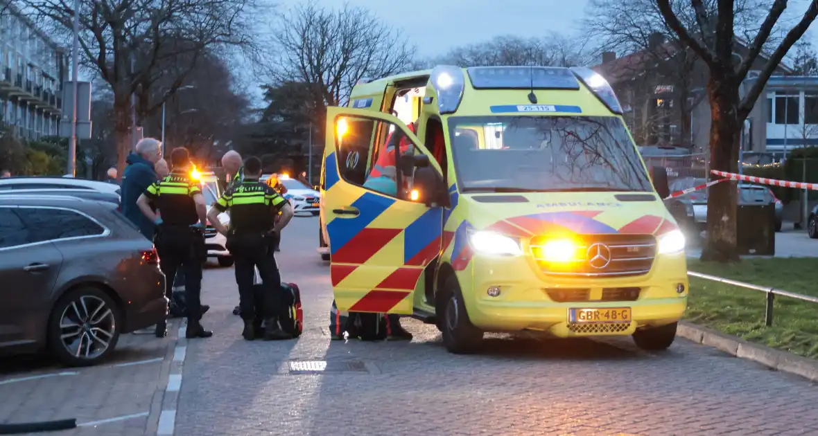Fietser raakt zwaargewond bij aanrijding met auto - Foto 18