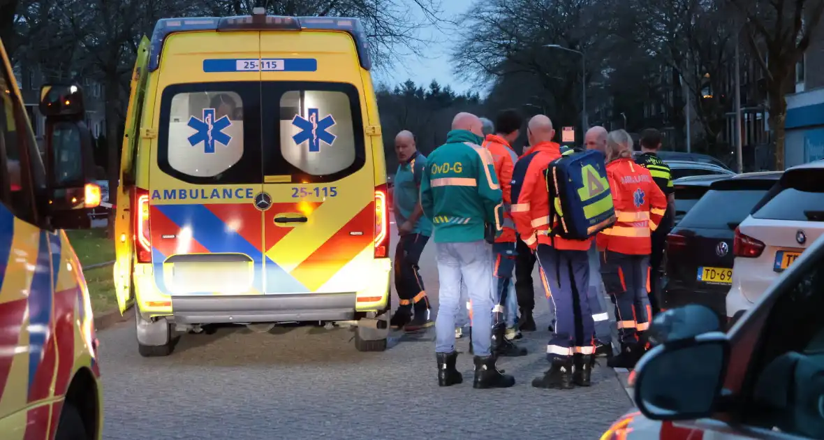 Fietser raakt zwaargewond bij aanrijding met auto - Foto 19