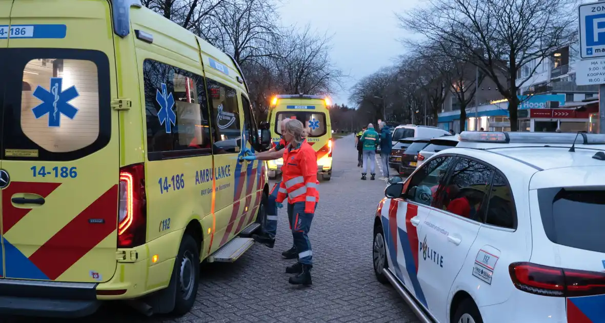 Fietser raakt zwaargewond bij aanrijding met auto - Foto 20