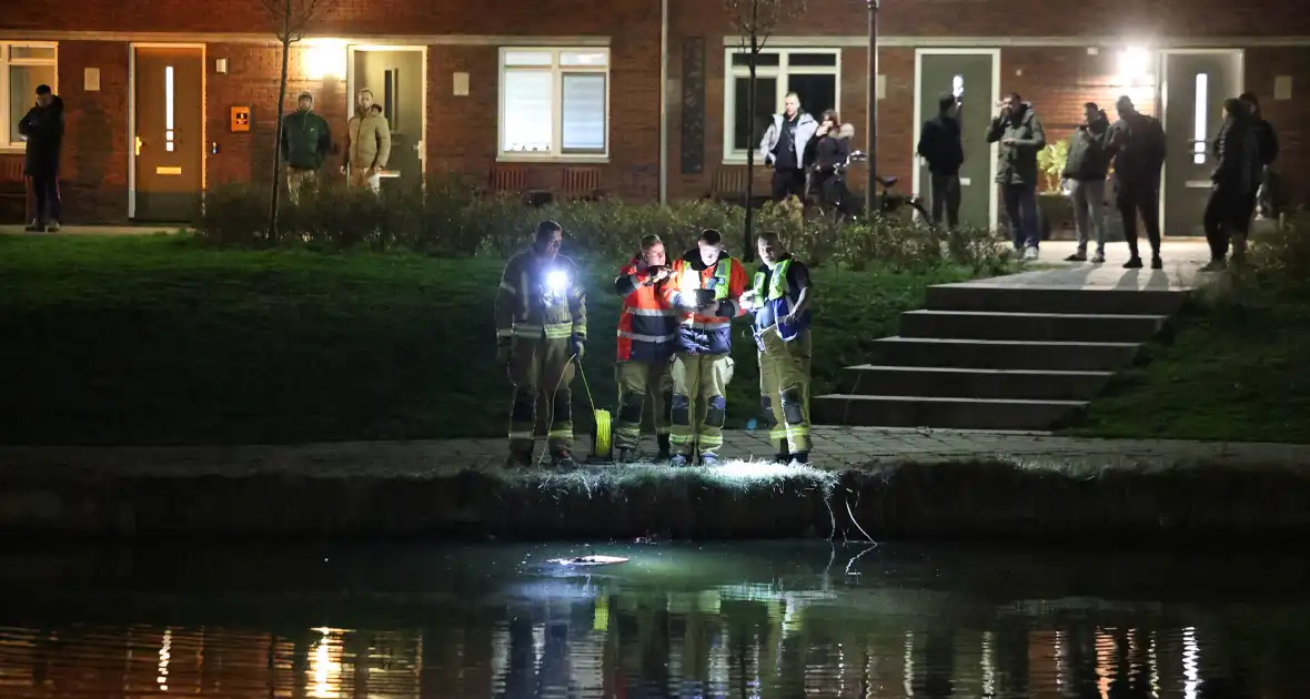 Persoon te water leidt tot grote hulpverlening - Foto 14