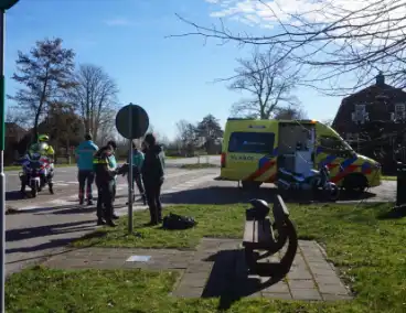 Ongeval met motorrijder leidt tot spoedhulp