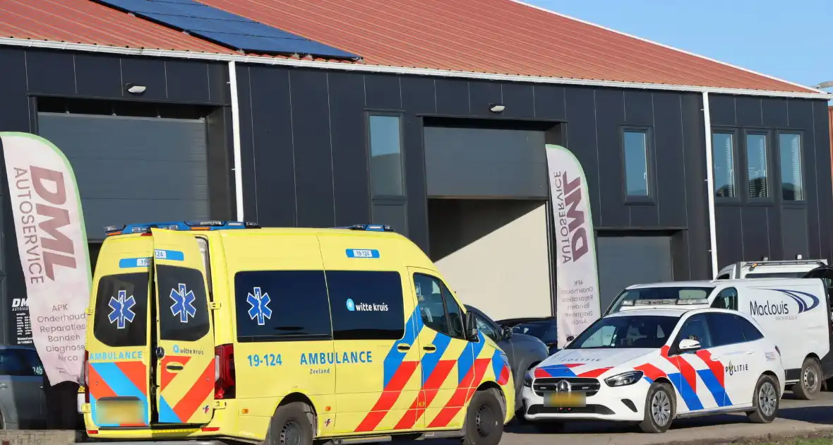 Persoon gewond bij incident op boot - Foto 3