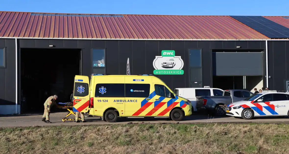 Persoon gewond bij incident op boot - Foto 7