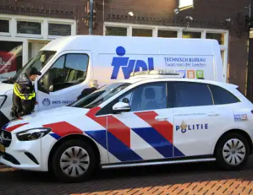 Fietsster gewond door open deur busje