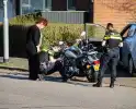 Aanrijding tussen motor en auto leidt tot lichte verwondingen