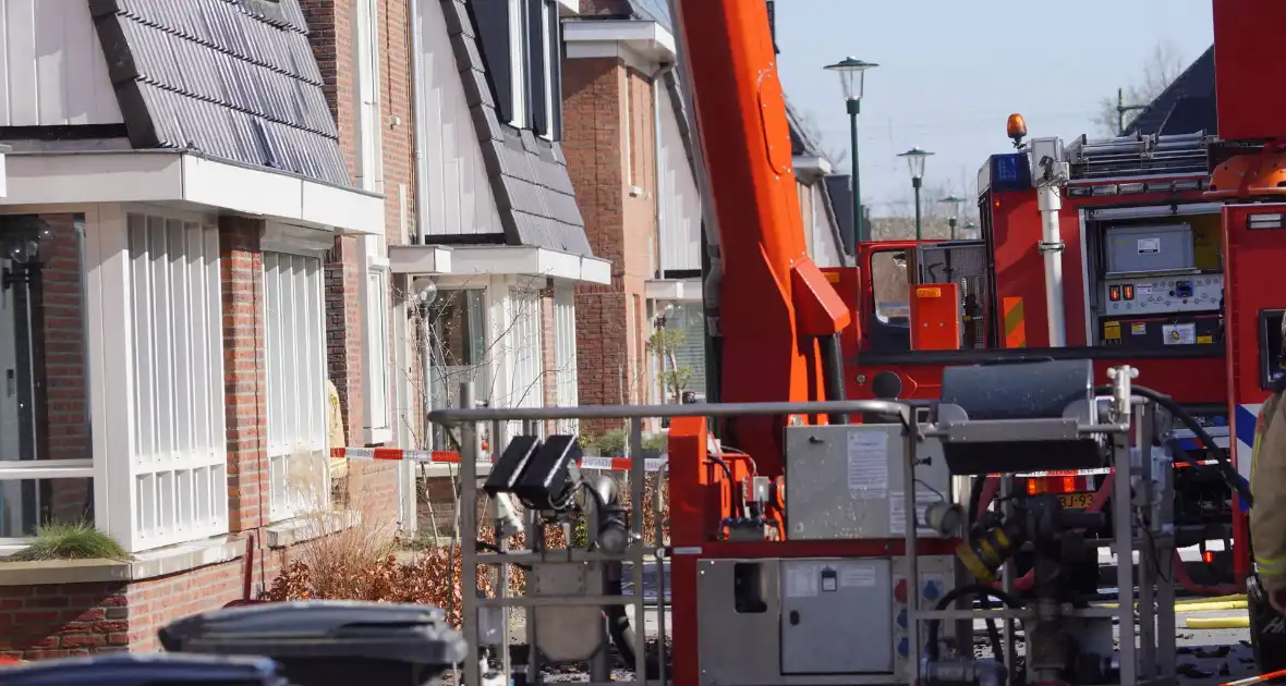 Middelbrand in woningen met zonnepanelen - Foto 5