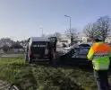 Ongeval tussen bestelbus en personenwagen