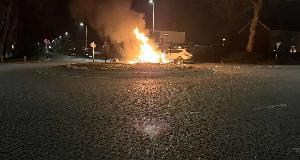 Brandstichting door jongeren zorgt voor overlast - Foto 12