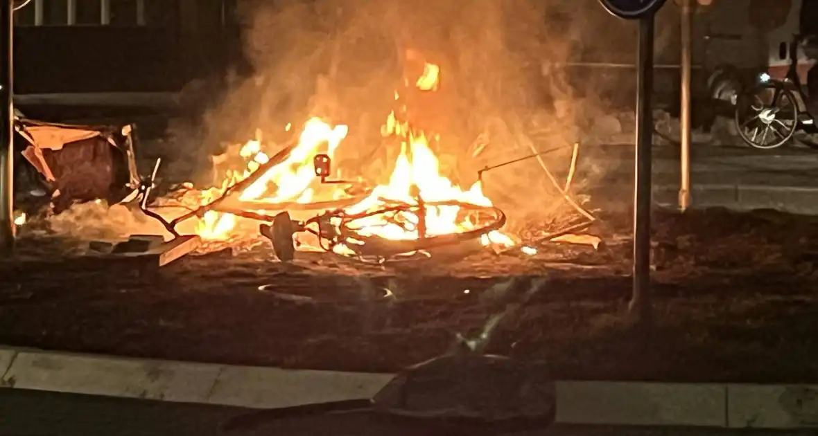 Brandstichting door jongeren zorgt voor overlast - Foto 2