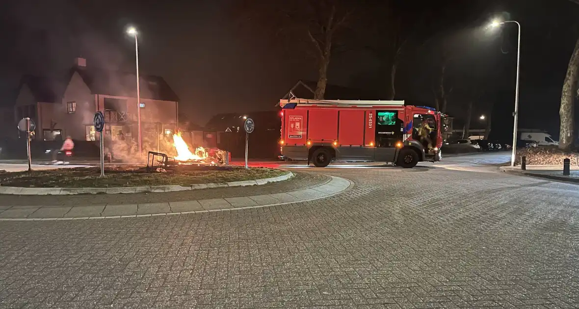 Brandstichting door jongeren zorgt voor overlast - Foto 8