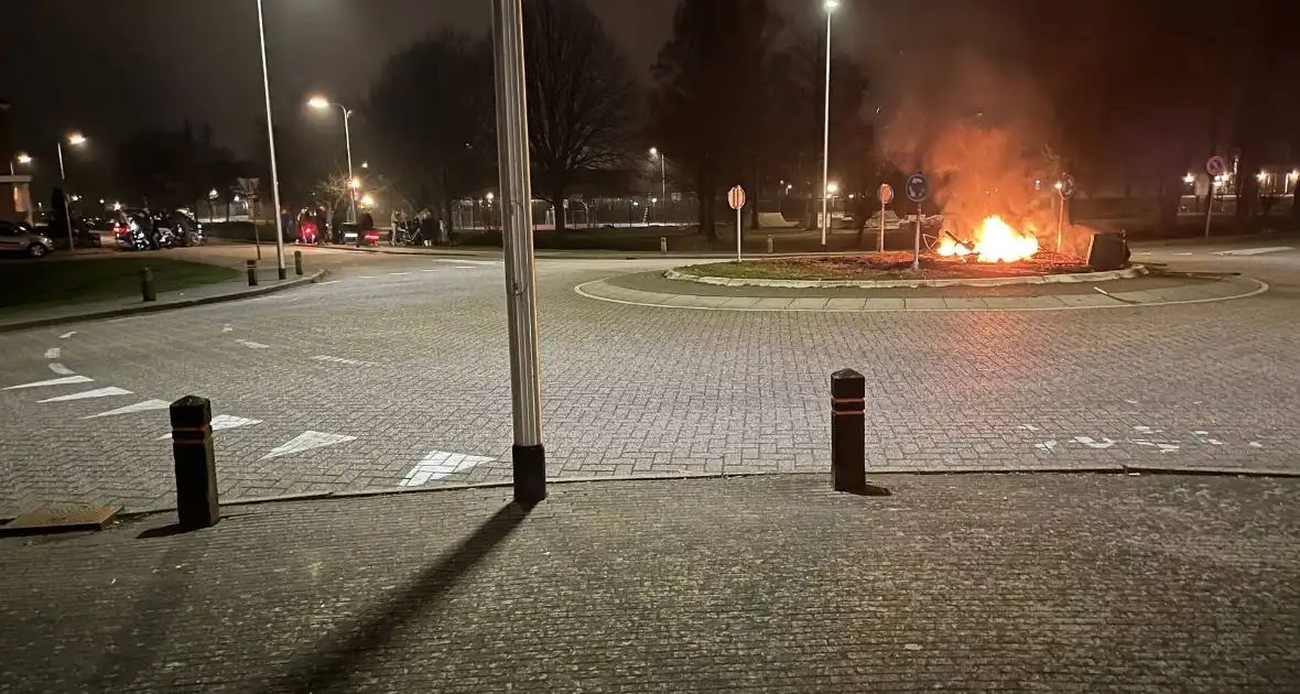 Brandstichting door jongeren zorgt voor overlast - Foto 9