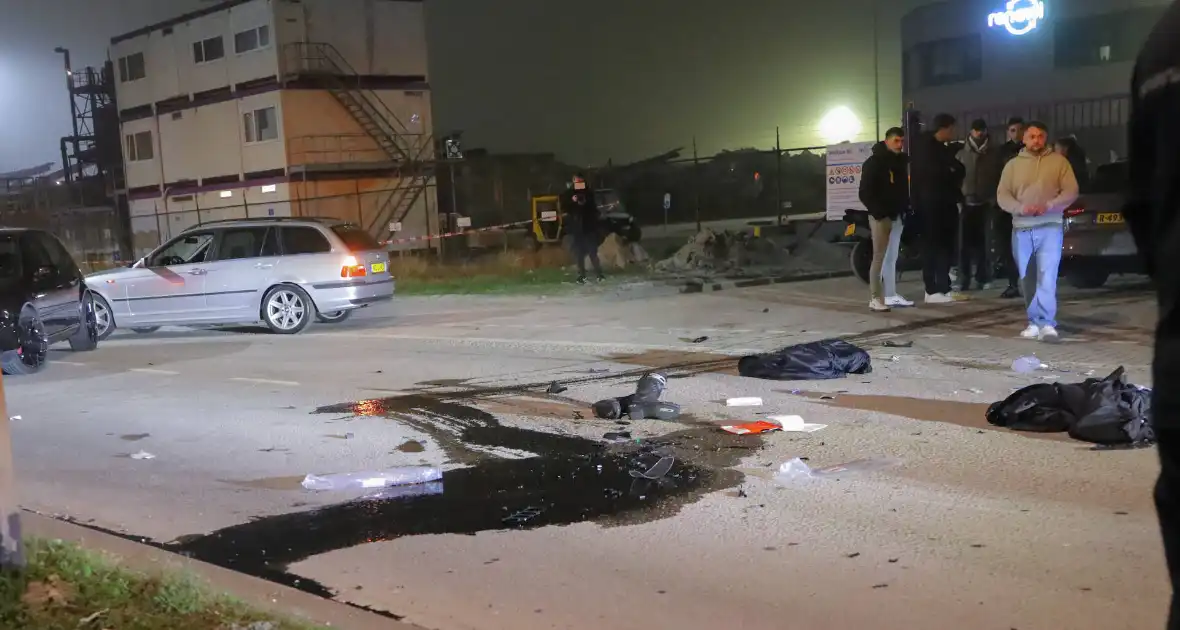 Motorrijder zwaargewond bij aanrijding in havengebied - Foto 2