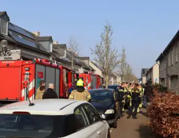 Brandweer ingezet voor woningbrand na afgaan rookmelders
