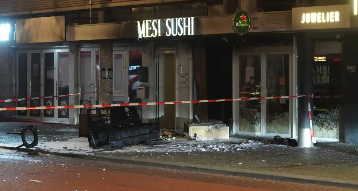 Brand door explosie bij Sushi-bar - Foto 2